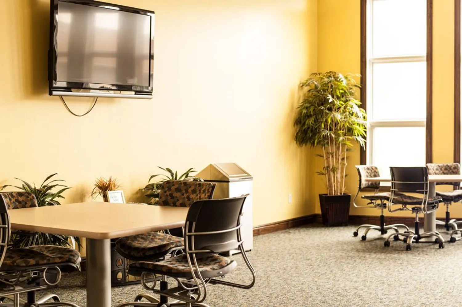 Chateau Royale Apartments