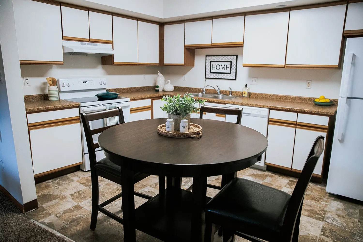 Chateau Royale Apartments